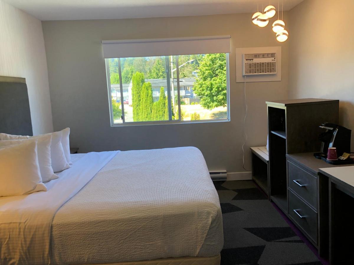 Motel The Spot At Porpoise Bay à Sechelt Extérieur photo